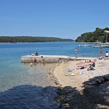 Apartments And Rooms With Parking Space Palit, Rab - 5061 Εξωτερικό φωτογραφία