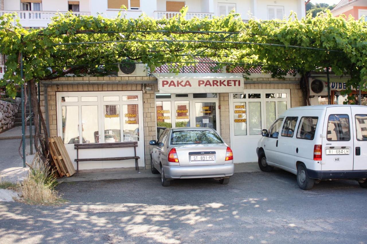 Apartments And Rooms With Parking Space Palit, Rab - 5061 Εξωτερικό φωτογραφία