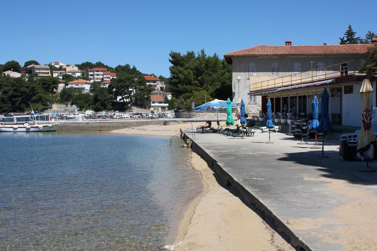 Apartments And Rooms With Parking Space Palit, Rab - 5061 Εξωτερικό φωτογραφία