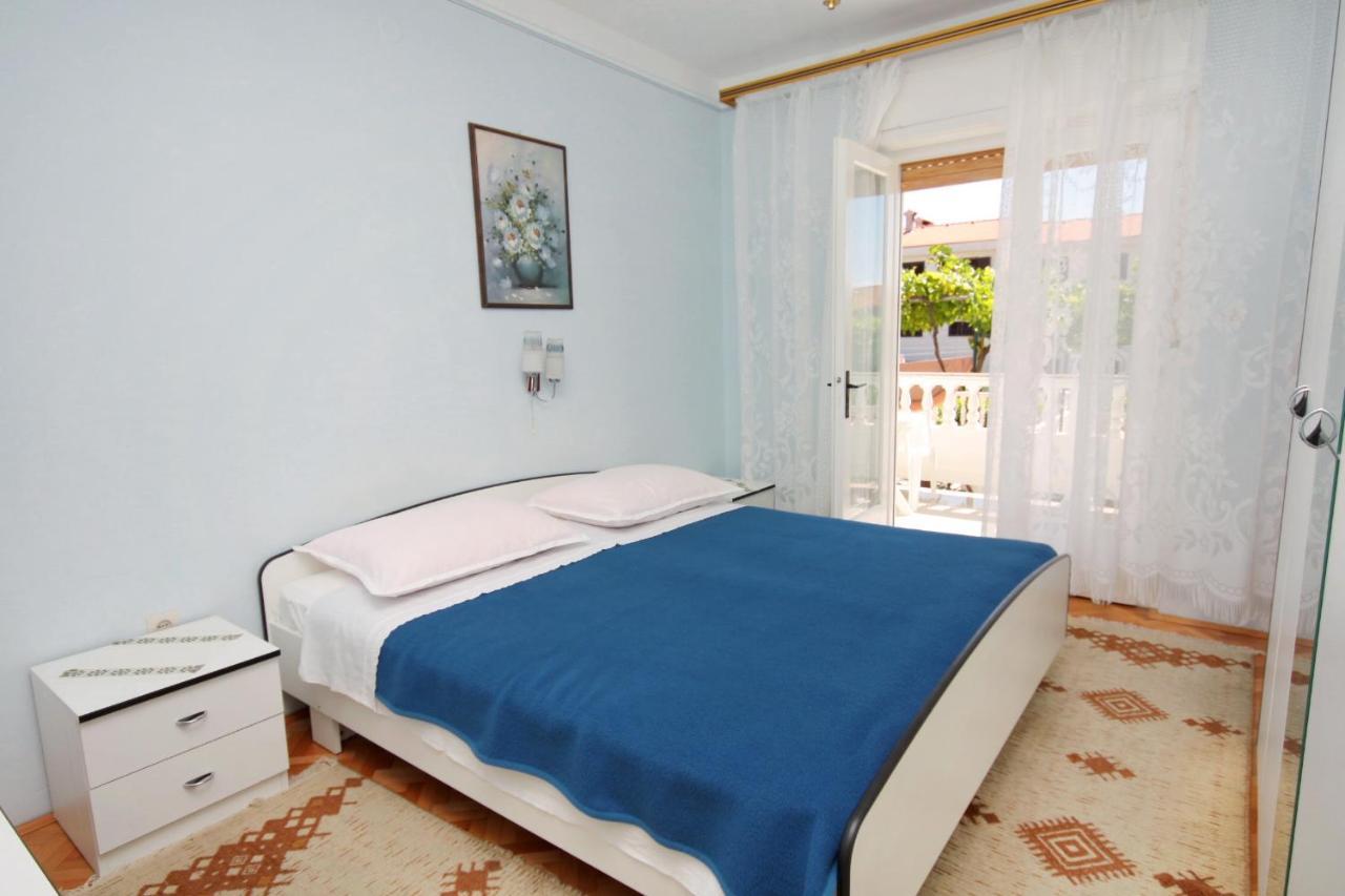 Apartments And Rooms With Parking Space Palit, Rab - 5061 Εξωτερικό φωτογραφία