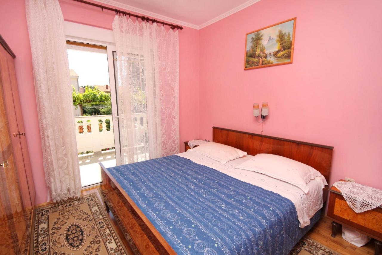 Apartments And Rooms With Parking Space Palit, Rab - 5061 Εξωτερικό φωτογραφία