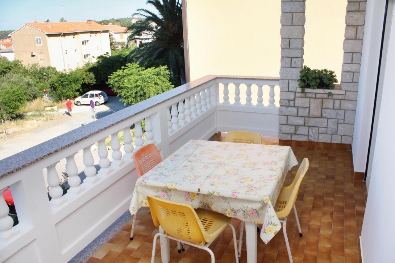 Apartments And Rooms With Parking Space Palit, Rab - 5061 Εξωτερικό φωτογραφία