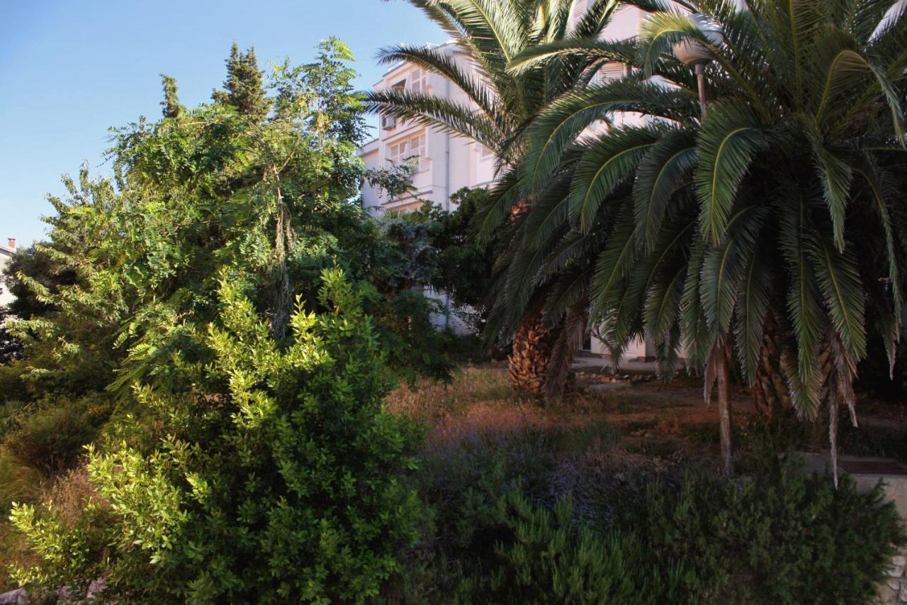 Apartments And Rooms With Parking Space Palit, Rab - 5061 Εξωτερικό φωτογραφία